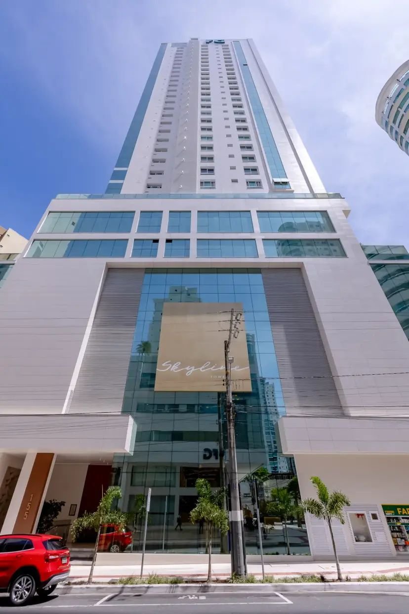 Fachada do Sky Tower